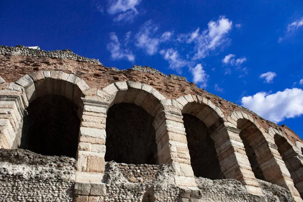 Arches of the Verona Arena, It is one of the great buildings that have characterized Roman architecture