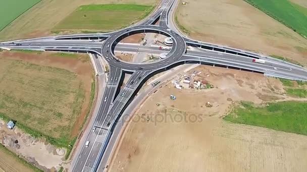 Rotunda suspensa, sobrevoo aéreo — Vídeo de Stock