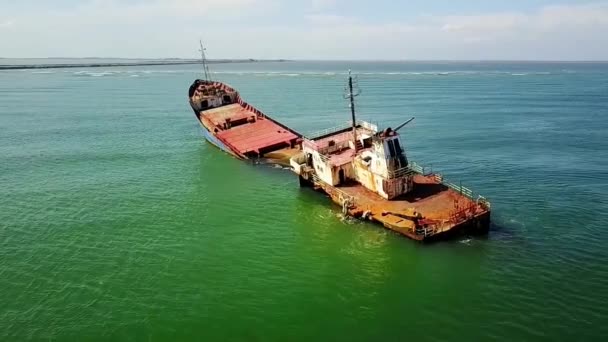 Shipwreck on Black Sea coast , Romania — Stock Video