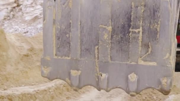 Piedra Mármol Blanco Una Mina Industria Pesada — Vídeo de stock