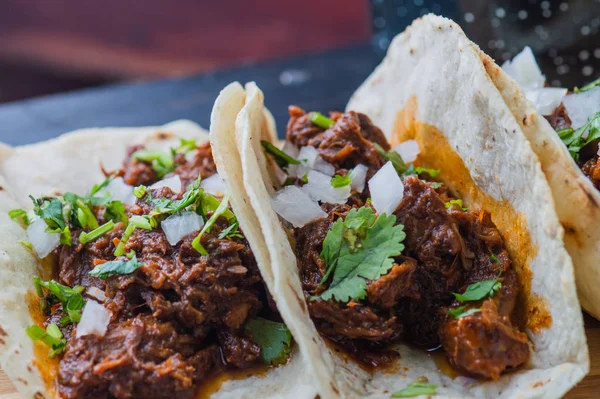 Estofado Mexicano de Carne Barbacoa, Comida Tradicional Mexicana —  Fotos de Stock