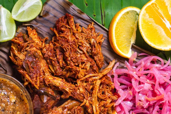 Cochinita Pibil, prato de porco assado no México — Fotografia de Stock