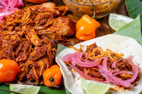 Кочініта Пібіл, мексиканська ямкосмажена свиняча страва — стокове фото