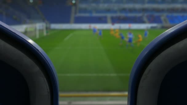 Fútbol Partido Tiro Desde Los Asientos Para Los Espectadores — Vídeo de stock