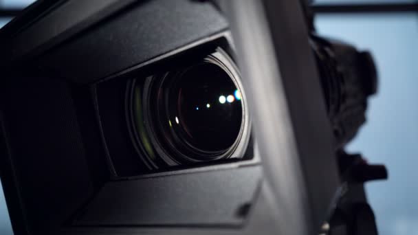Close Camcorder Lens Camera Rotation Zoom Lens — Stock Video