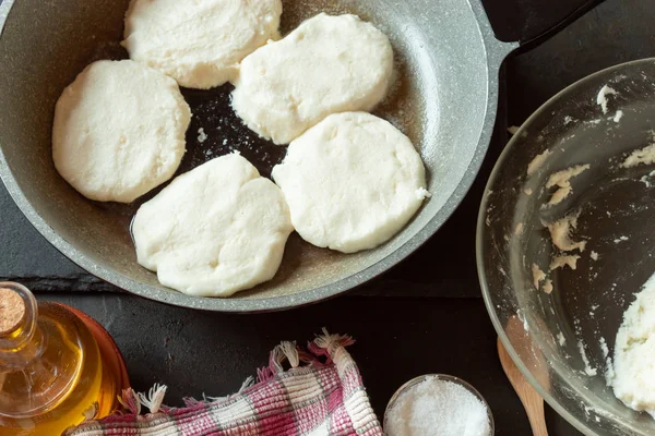 Preparation and ingredients of corn arepas — Stock Photo, Image