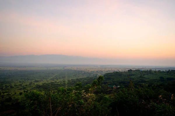 View of the Queen Elizabeth National Park at sunrise — Stock Photo, Image