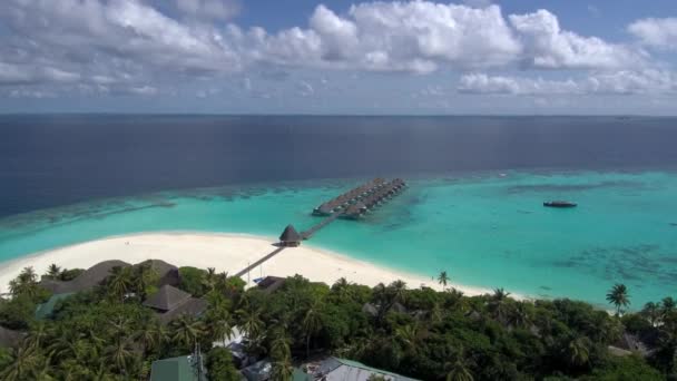 Vista Aérea Una Isla Maldiva Atolón Ari — Vídeo de stock