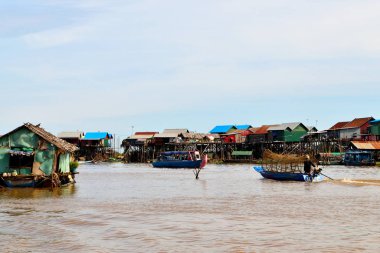 View of the amazing floating village of Kampong Khleang on the banks of Tonle Sap lake