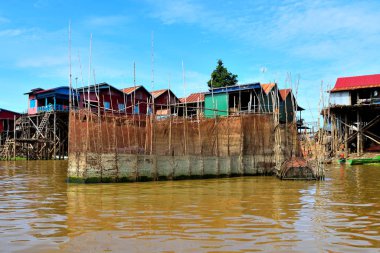 View of the amazing floating village of Kampong Khleang on the banks of Tonle Sap lake