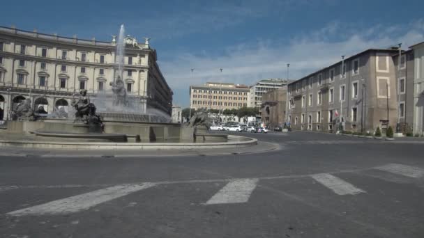 Maart 2020 Rome Italië Zicht Het Republieksplein Zonder Toeristen Vanwege — Stockvideo