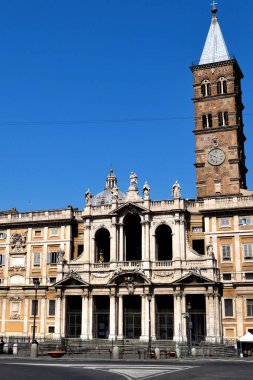 8 Nisan 2020, Roma, İtalya: Kilitlenme nedeniyle turistler olmadan Bazilika di Santa Maria Maggiore manzarası