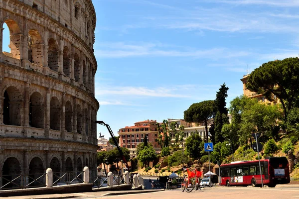 Mayo 2020 Roma Italia Vista Del Coliseo Sin Turistas Debido — Foto de Stock