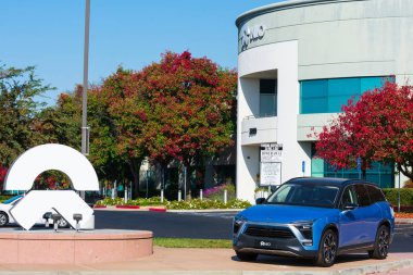 Nio Es8, Nio şirketindeki tüm elektrikli SUV araçları.