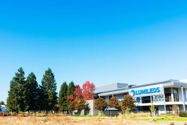 Philips Lumileds Lighting Company headquarters campus — Stock Photo, Image