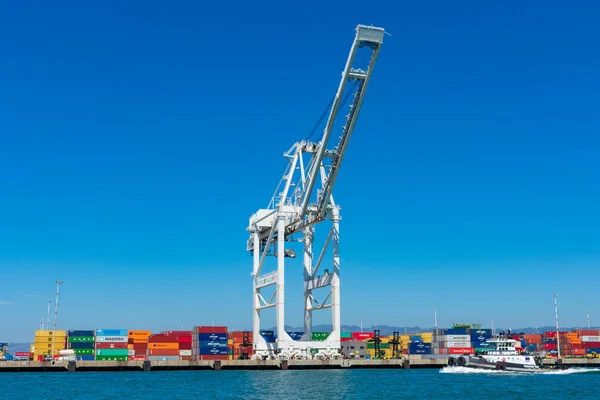 Vista de Oakland International Container Terminal desde el canal del puerto . — Foto de Stock