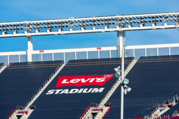 Levi 's Stadium säten täckta med ett skyddande skikt mellan evenemang och spel — Stockfoto
