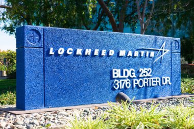 Lockheed Martin, Silikon Vadisi kampüsünde imza atıyor. Lockheed Martin Corporation bir Amerikan küresel uzay, savunma, güvenlik ve ileri teknoloji şirketidir.