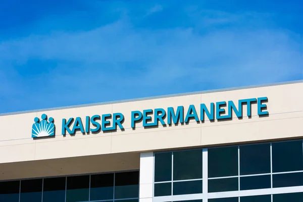Kaiser Permanente Signe Sur Skyport Medical Bureaux Consortium Intégré Soins — Photo