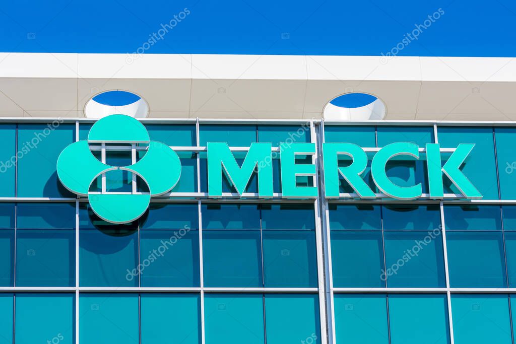 Kaiser Permanente medical office entrance and exterior. Kaiser Permanente is an American integrated managed care consortium - San Jose, California, USA - 2020