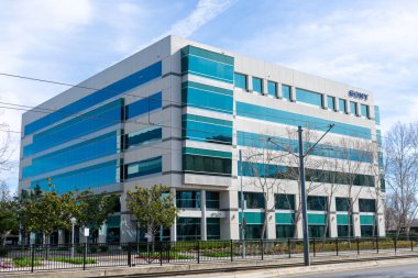Silikon Vadisi 'ndeki Sony Electronics modern ofis binası. Sony Corporation, çok uluslu bir Japon holdingi şirketidir - San Jose, Kaliforniya, ABD - 2020