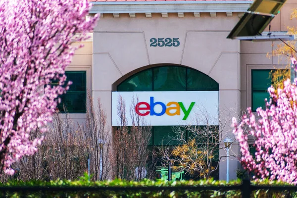 Логотип Ebay Подпись Кампусе Ebay Силиконовой Долине Ebay Inc Является — стоковое фото