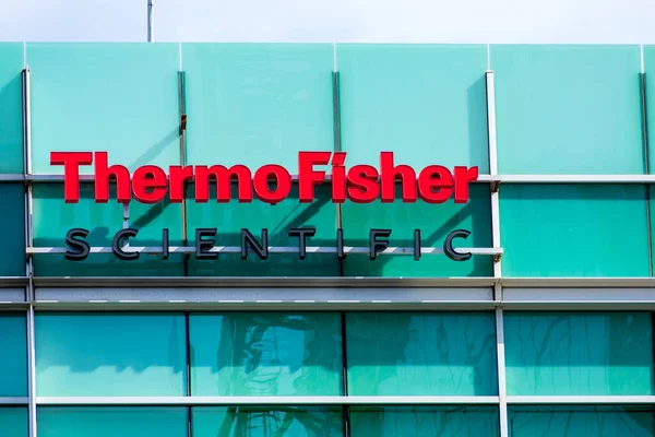 Thermo Fisher Scientific Sign Company Office Silicon Valley High Tech — Stockfoto