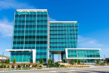 Merck Araştırma Laboratuvarları Silikon Vadisi 'ndeki cam merkezler. Merck Co. Inc., Güney San Francisco, CA, ABD 2020 yılında kurulan çok uluslu bir ilaç şirketidir.