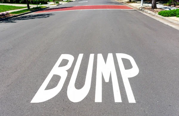 Bump Warning Sign Painted Residential Street Surface Background Speed Bump — Stock Photo, Image