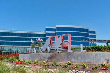 Marvell logosu ve imzası, Silikon Vadisi yakınlarındaki yarı iletken üretim şirketi Santa Clara, Kaliforniya, ABD - 11 Mayıs 2019