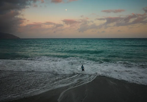 Apus Soare Frumos Plaja Oceanului — Fotografie de stoc gratuită