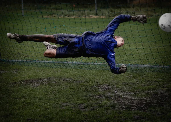 Goalkeeper Catches Ball — Stock Photo, Image