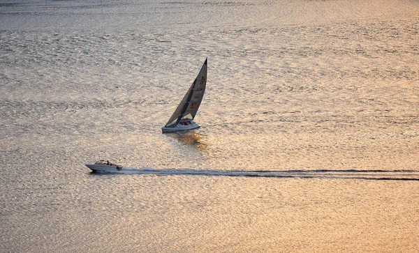 Tour Eiffel Dans Mer — Photo