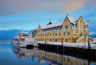 Harstad, Kuzey Norveç, Avrupa 'da geleneksel mimari ve gemi
