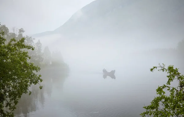 Hermosa Mañana Brumosa Lago — Foto de Stock