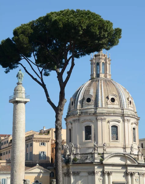 Les Coupoles Rome Rendent Capitale Éternelle Italie Magique Ici Église — Photo