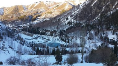 Alp buz pateni pisti, Ocak 2016, akşam