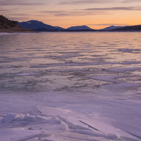Fyrkantig Abraham sjön Sunrise landskap — Stockfoto
