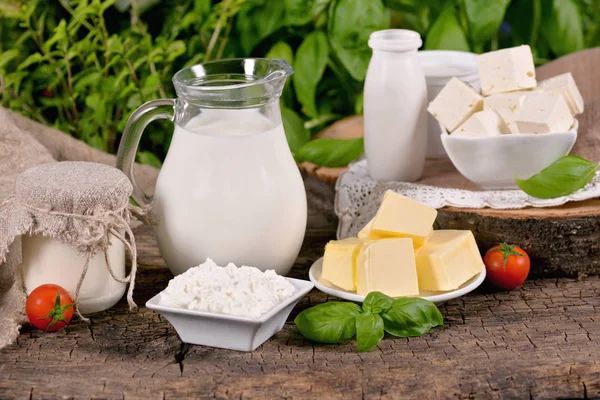 Milchprodukte aus dem ländlichen Raum lizenzfreie Stockfotos