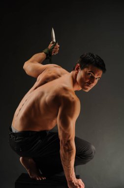 Savaşa hazır damızlık savaşçı