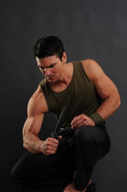 Savaşa hazır damızlık savaşçı