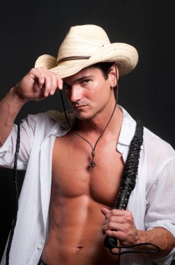 Stud kovboy bekliyor