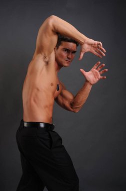 Zor gladyatör dışarı buffed.