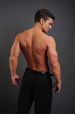 Zor gladyatör dışarı buffed.