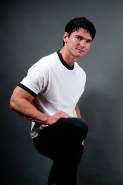 Yakışıklı sporcu bekliyor