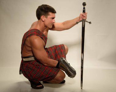 Yakışıklı highlander bekliyor