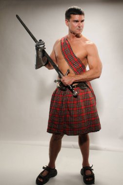 Yakışıklı highlander bekliyor