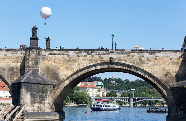 Karlsbron, Prag, Tjeckien. — Stockfoto