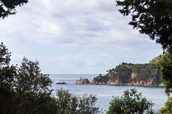 Orilla Del Mar Con Acantilado España Cataluña Costa Brava — Foto de Stock