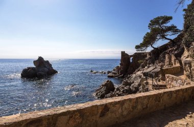 Costa Brava, Katalonya, İspanya uçurumlu deniz kıyısı 